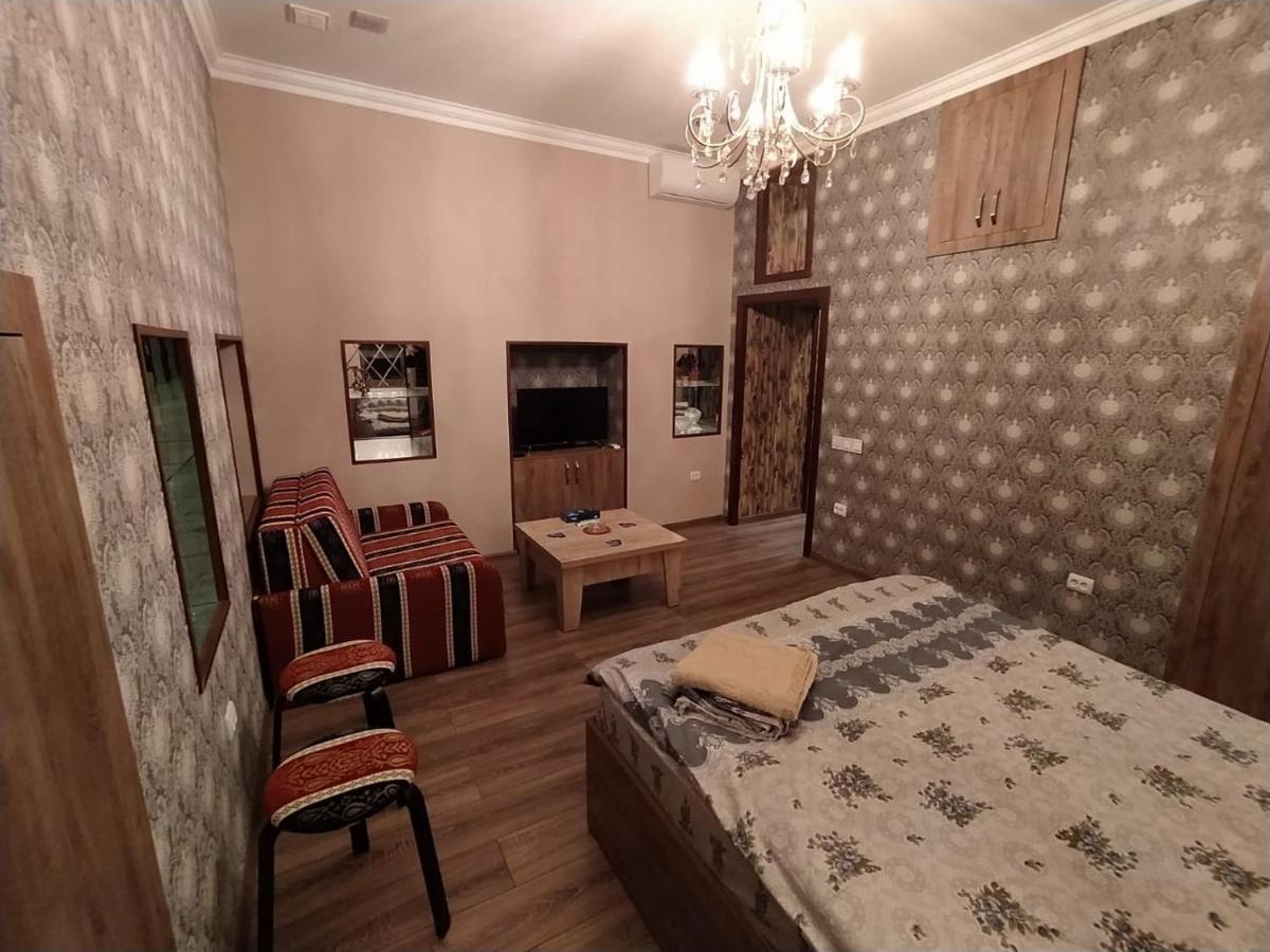 Apartament Oriental Tale In Old Cyti Баку Экстерьер фото